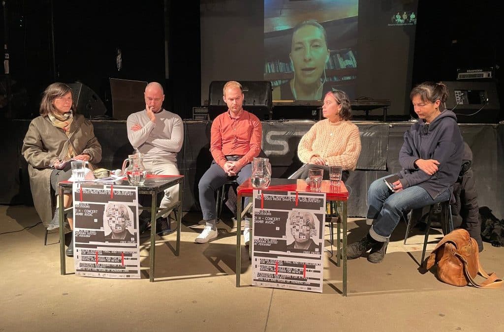 FOTO/AUDIO: Branje besede=branje sveta