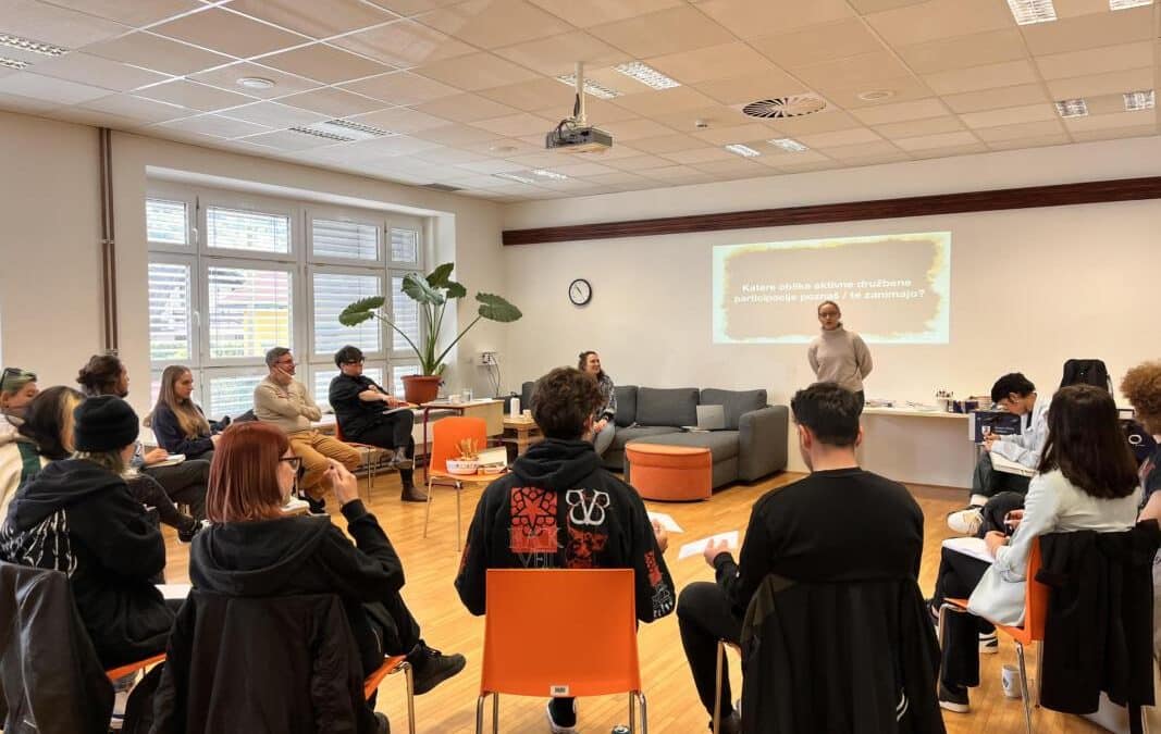 Mladi »change-makerji_ke« opremljeni z znanjem in veščinami za aktivno državljanstvo