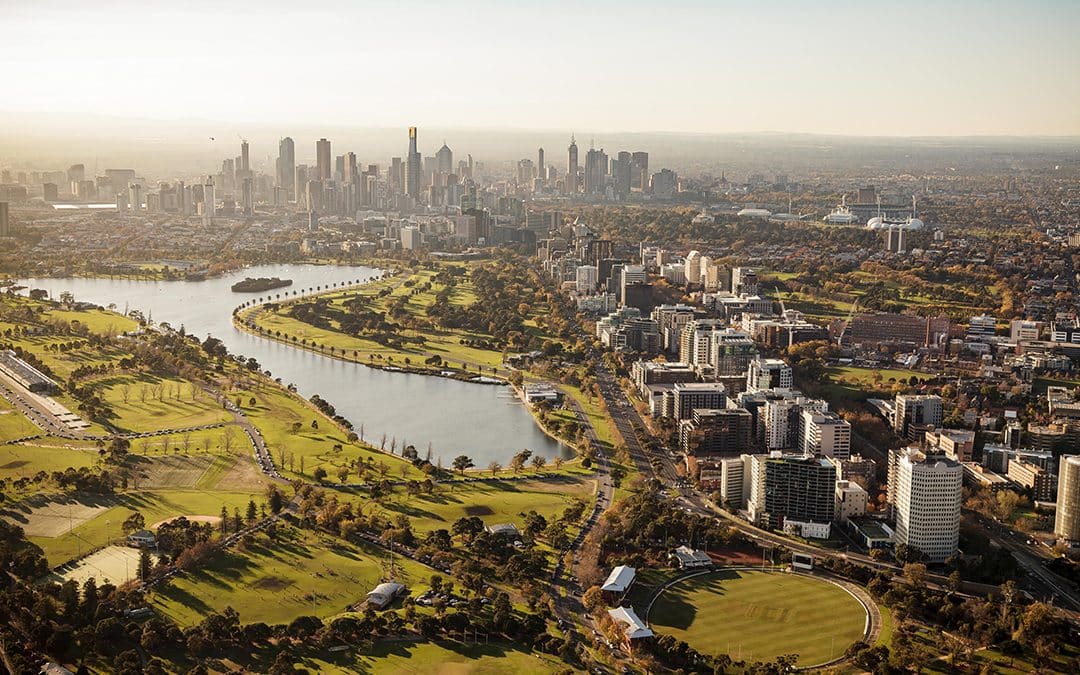 Zakaj potovati na avstralsko celino in Melbourne?