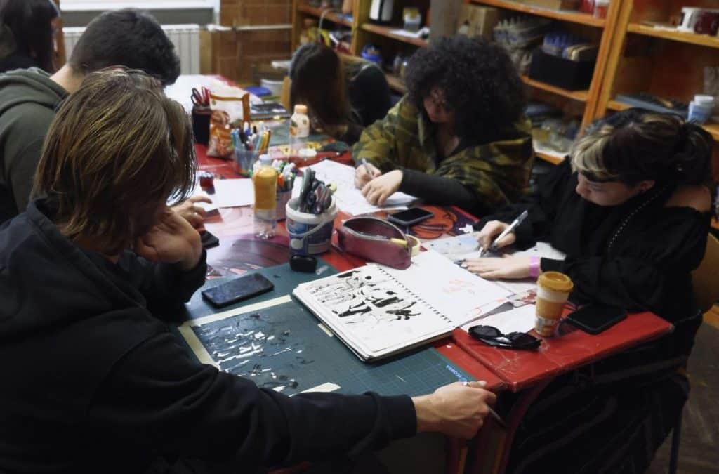 Umetniki za umetniško izobraževanje