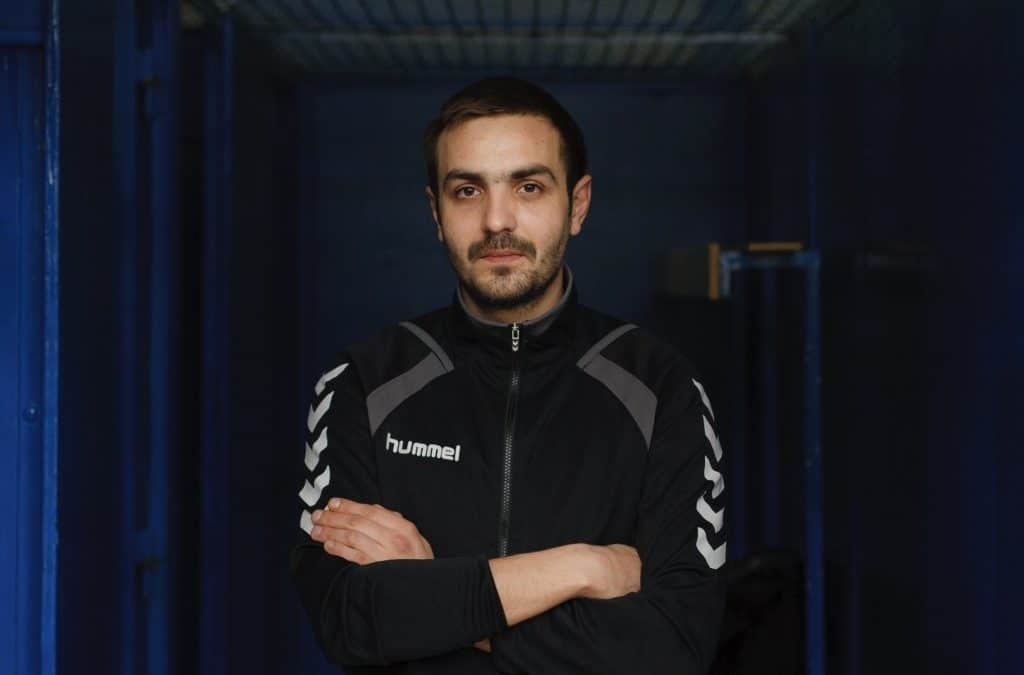 SobaZaGosteMaribor: Spoznaj umetnika Vlad-Luciana Brăteanua
